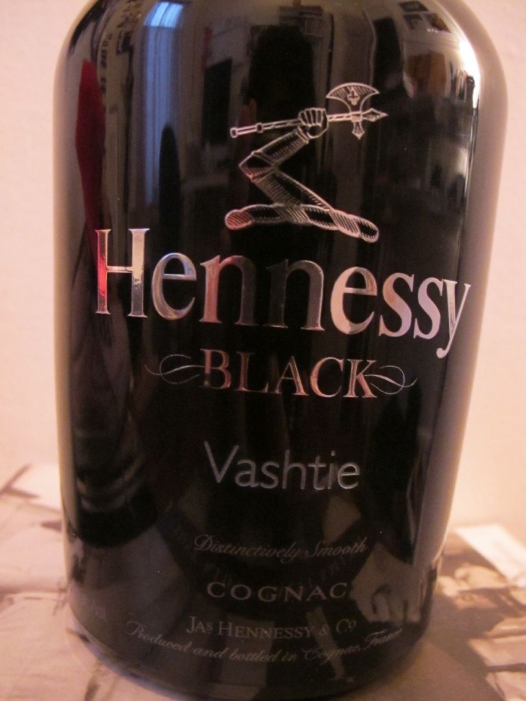 hennessy_black3