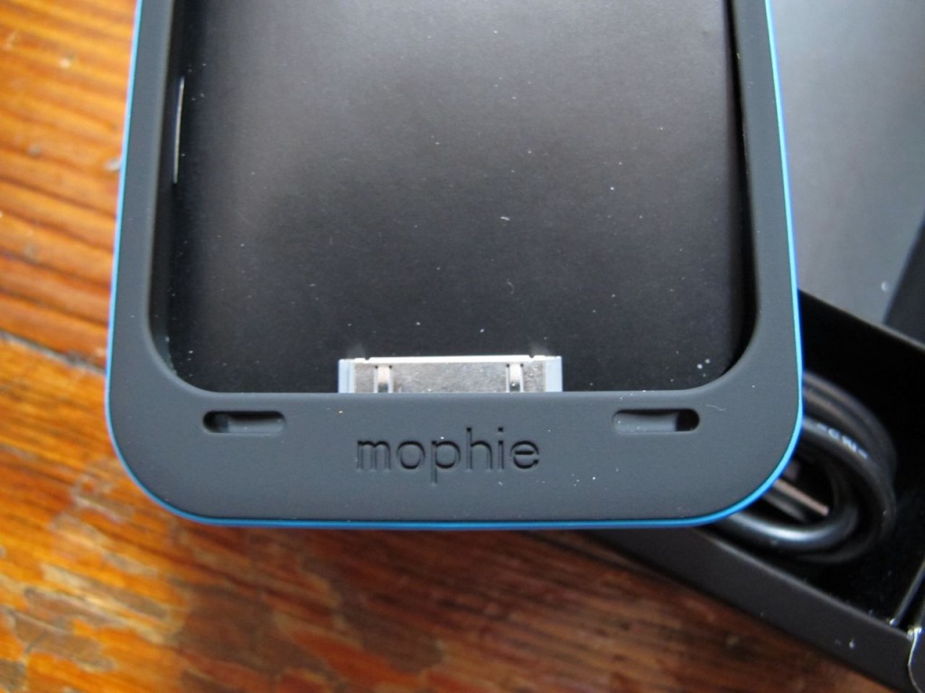 mophie_ch_wah12