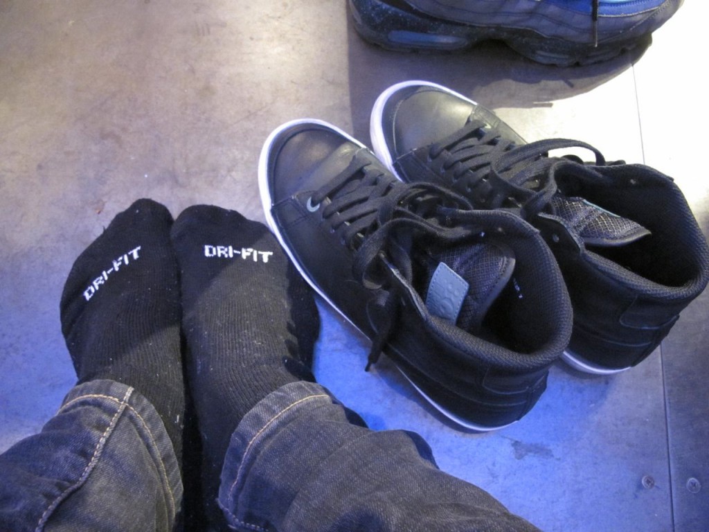 stickball-nike09 stickball-nike09