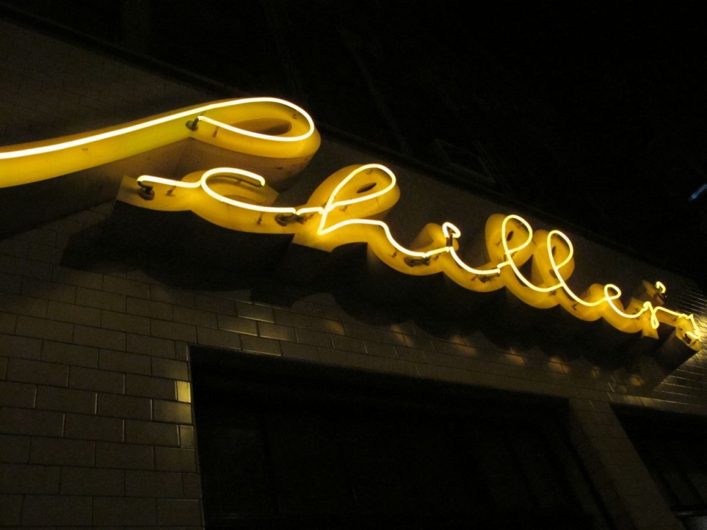 dining_dames01 dining_dames01