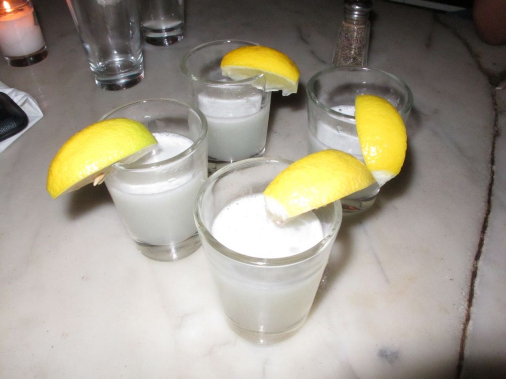 dining_dames04 dining_dames04