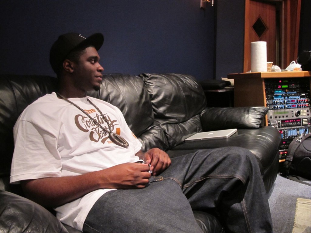 BOOBIEMILES_BTS_2010_201102