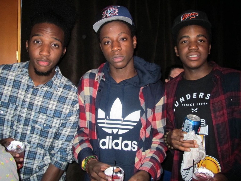 bigkritlistening_3151201