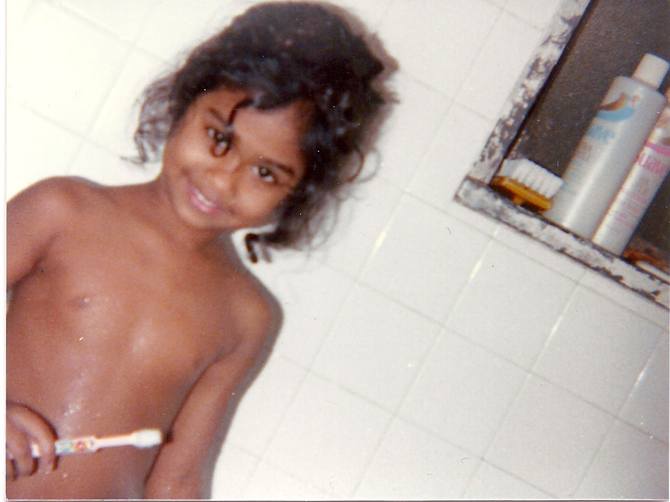 vashtie_topless_bath